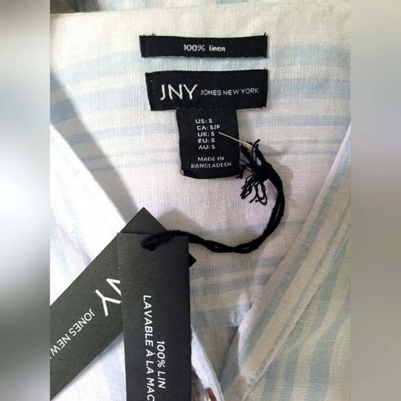 White and Blue Striped Button-Up Shirt - Picture 8 of 8